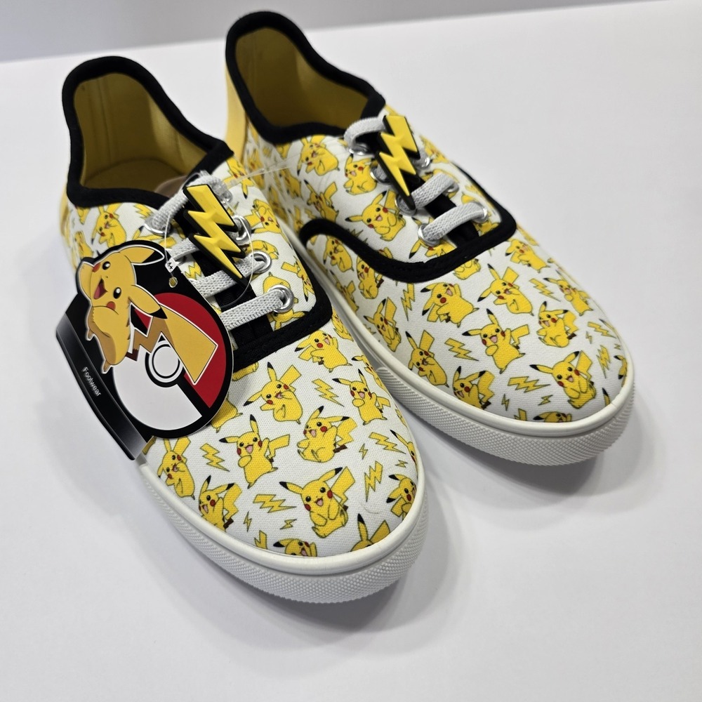 Pokemon Pikachu Canvas Sneakers Boys Size 3‎ NWT Ground Up Yellow White Lace-Up